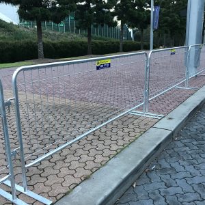 crowd control barrier